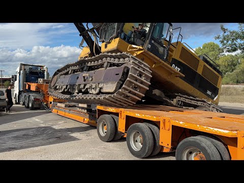 Transporting Two Caterpillar 385C Excavators With Goldhofer Trailer - Fasoulas Heavy Transports - 4K