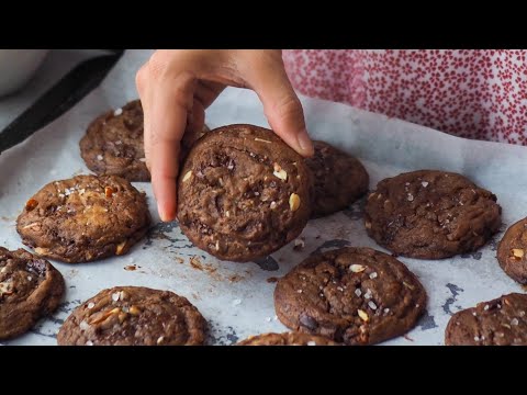 Fudgy Double Chocolate Chips #cookies #recipe