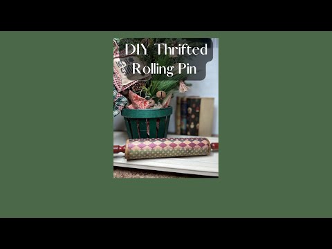 DIY Thrifted Rolling Pin into Country/Rustic/Primitive Christmas Decor #quickchristmascrafts