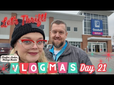 CORE MEMORIES! Goodwill Thrifting & Vintage Shopping: Vlogmas Day 22