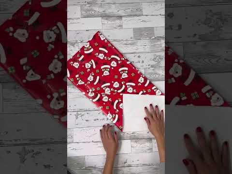 How to gift wrap a pan! #wrappingpresents #wrappinghacks