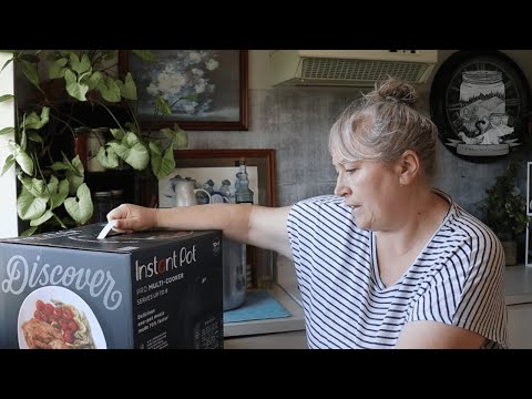 I Finally got my new INSTANT POT but this isn't the video I had planned! plus chicken noodle soup