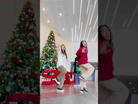 Title x Jingle Bell Rock #layla #shorts #dance #title #jinglebell #hust #trending #fyp #students #fy