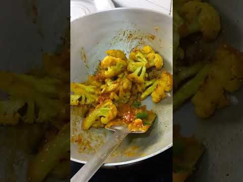 Bengali fish curry || Katla fish with cauliflower || কাতলা মাছের ঝোল 😋 ||quick n easy recipe