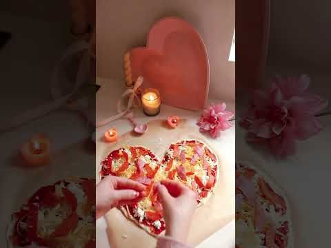 Heart pizza 🍕 valentines pizza recipe