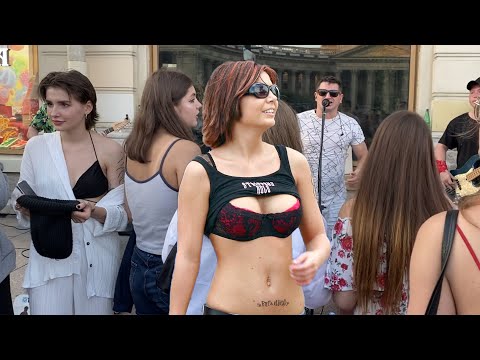 Russia , Lovely Girls Good Time on Walking Street  | Россия , Санкт-Петербург 🇷🇺