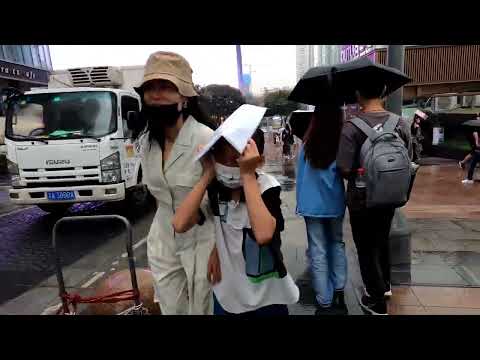 观音桥小吃街街拍 Steet snap in Guanyinqiao snack steet