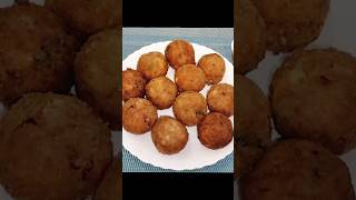 Crispy cheesy balls #cheeseballsrecipe #partysnackrecipe #shorts