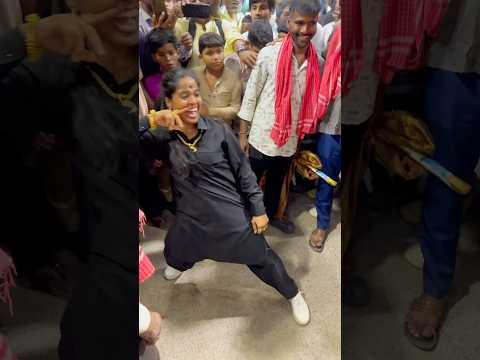 Swapna Yadav Yadav Dance With Dad Yadav Mass Girl Dance Swapna #youtubeshorts #ytshorts #sadar