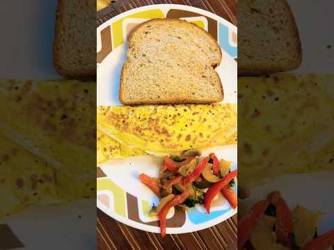 egg & cheese 🧀🍞 #trending #food #eggomellete #cookingshorts #shortsvideo #cooking #recipe #shorts