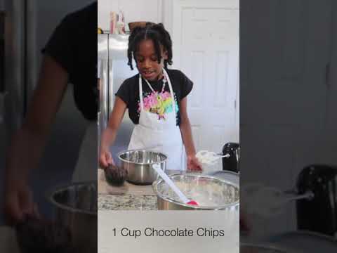 Easy Recipe /Chocolate Chocolate Chip Ice Cream #icecream #easyrecipe. 2 cups of Heavy Cream