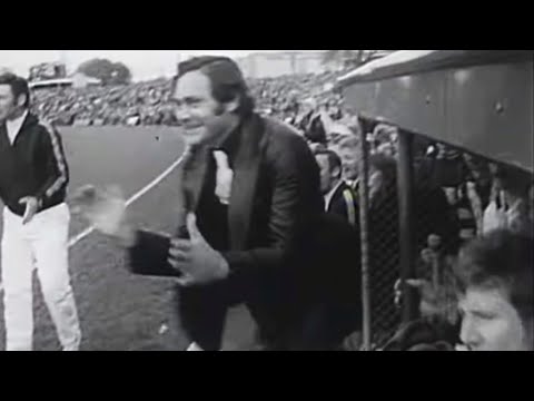 Barassi at North Melbourne B&W.