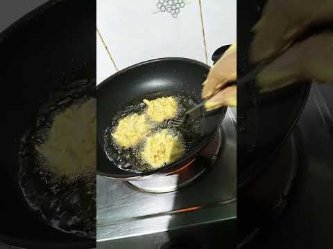 ଥଣ୍ଡା ଥଣ୍ଡା ପାଗ ରେ ପିଆଜି #ytviral #cooking #piaji #yummy #youtubeshort