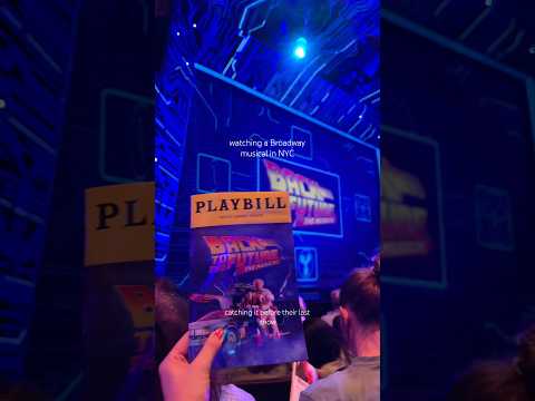 Broadway musical in NYC #minivlog #dayinmylife