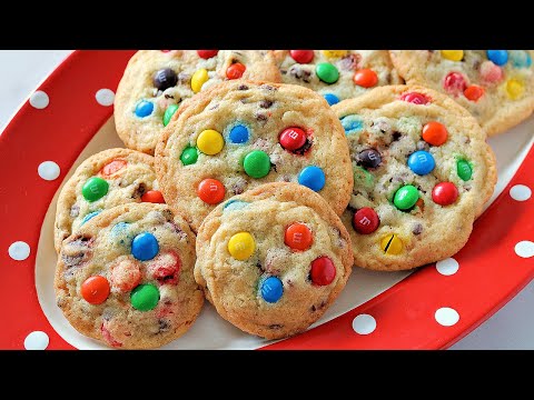 Best M&M Chocolate Chip Cookies Recipe (Soft and Chewy)