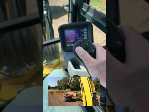 Mini-Excavator hydraulic thumb controls | #Shorts