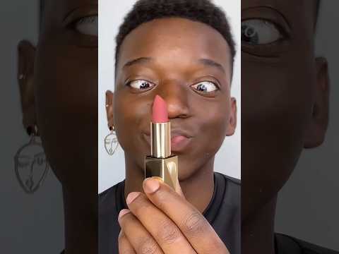 @manuclout 🆚 tumpa lifestyle funny video🤣HOW TO OPEN LIPSTICK AND CONFETTI!#funny 🤣#shorts#lipstick