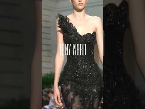 Dramatic Shapes #tonywardcouture #tonyward #fw2425 #hautecouture #parisfashionweek #fashion