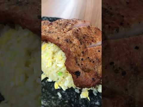 3The Viral Pork Chop Fried Rice In Singapore #shorts #viral #singapore #asmr