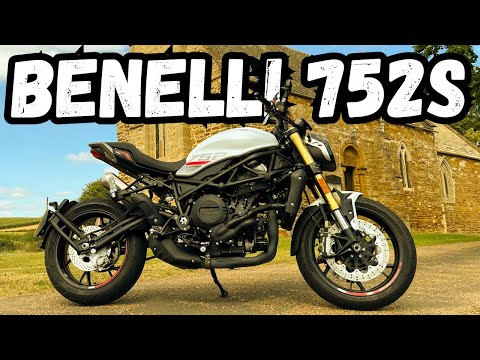 Benelli 752s Motorcycle Review You Need To SEE!