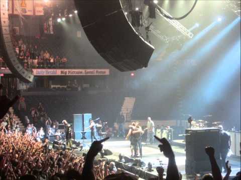 System Of A Down - Live at Allstate Arena, Rosemont, IL, USA on August 15, 2012