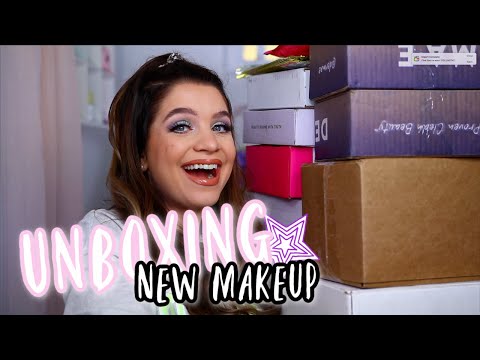 Unboxing FREE Makeup Creators Get What's New At Sephora & Ulta