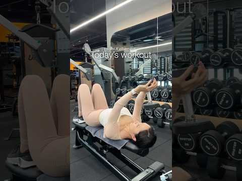 종이인간은 오늘도 #헬스 하러 등이랑 체스트 야무지게 냠냠🫡💕#gymgirl #gymworkout #오운완