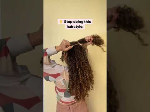 HALF UP HALF DOWN HACK FOR VOLUME ON CURLY HAIR