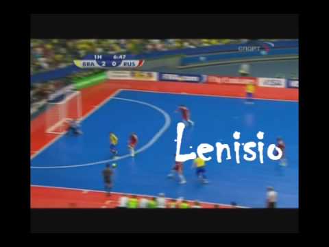 Futsal ownage ( Falcao, Lenisio, Ricardinho.. :)