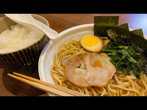 ラーメンを食べながらVTuberを語るハグリッチョ