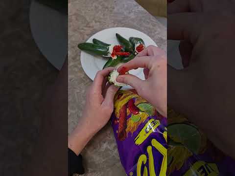 How to eat Takis #funny #youtubeshorts #trending #shortvideo #viralvideo #tiktok #fyp