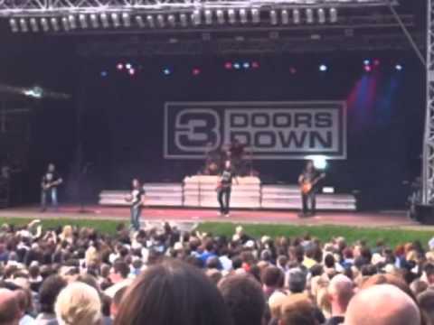 3 Doors Down - It's not my time live 10.06.2013